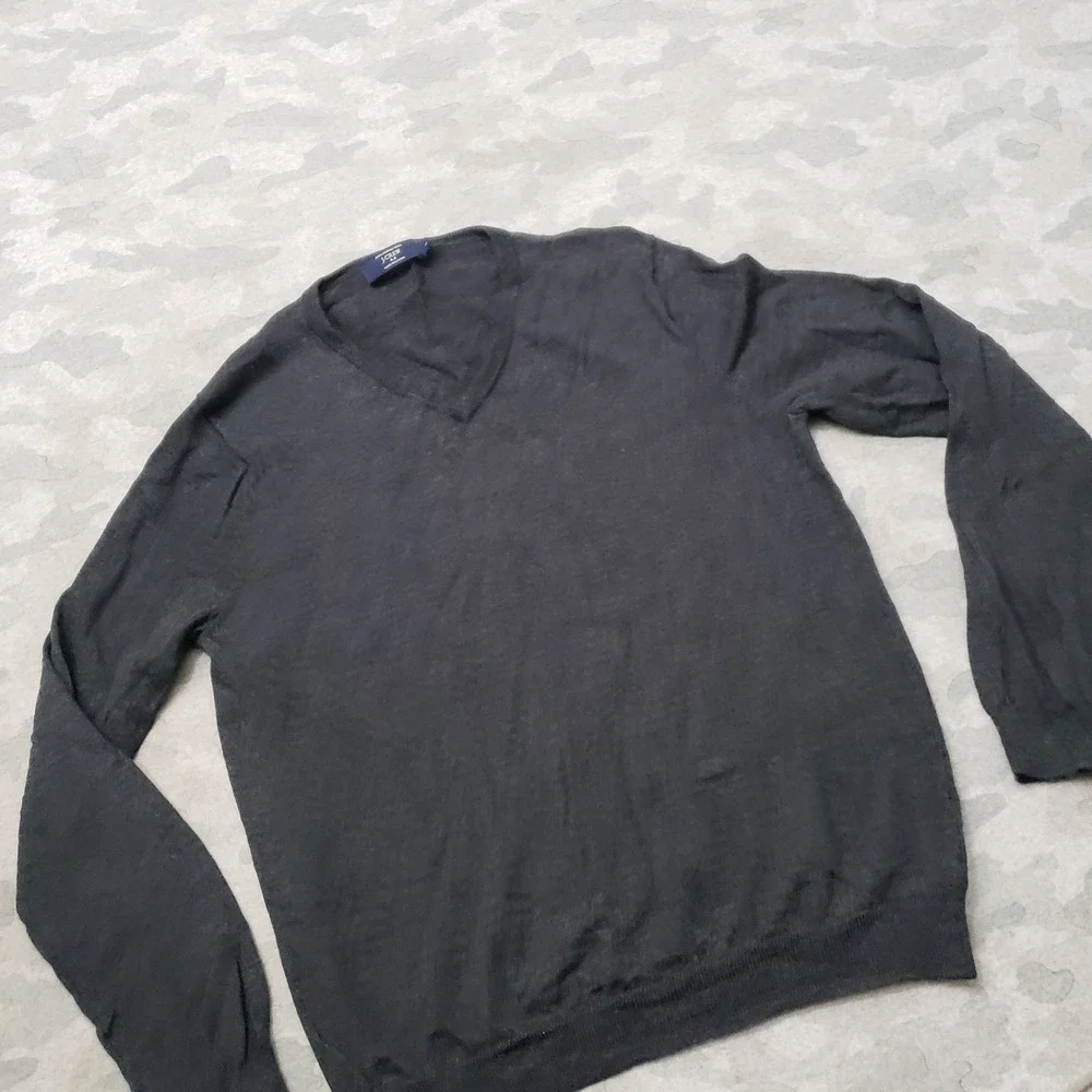 J. Crew Sweater Mens Large Gray Pullover V-Neck Merino Wool Preppy